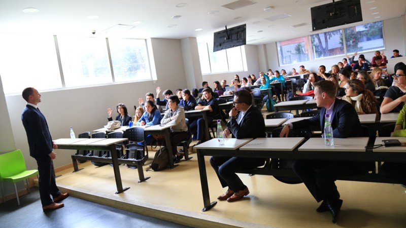 Holanda: protagonista durante abril en la Universidad El Bosque