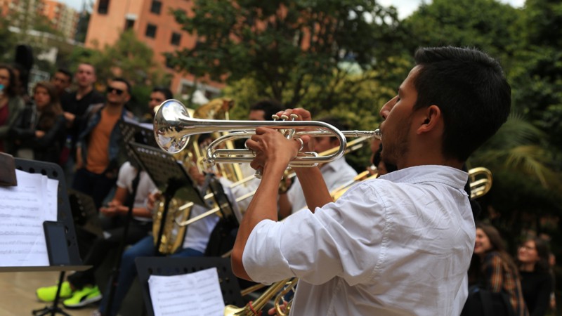 De la teoría al escenario: una visión diferente de la Formación musical