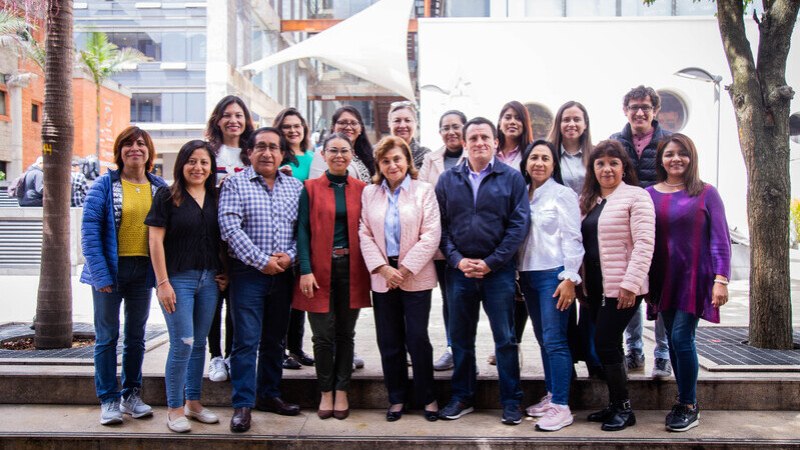 estudiantes-peruanos-facultades-psicologia-ueb