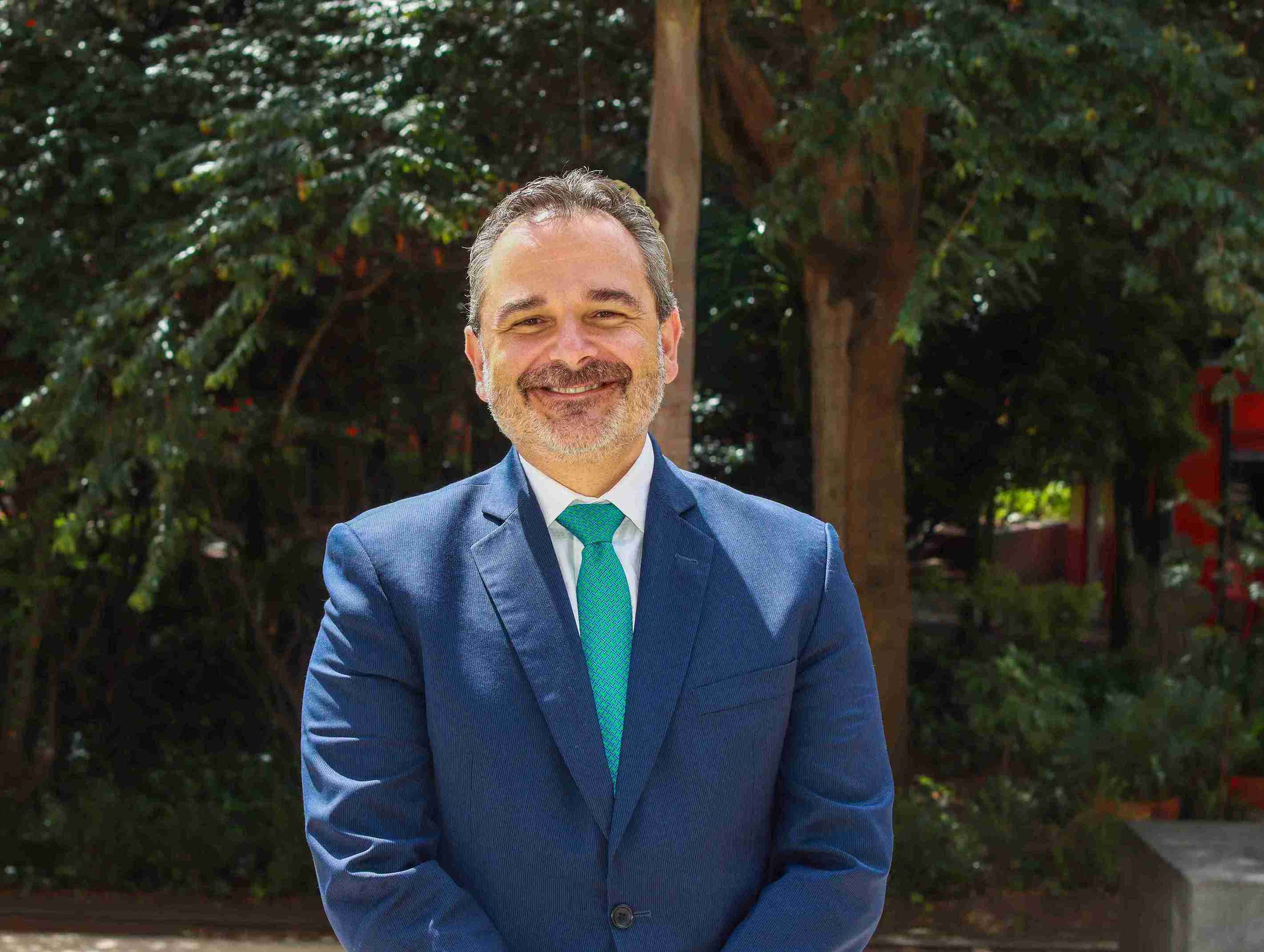 Dr. Luis Fernando Gutiérrez Fernández