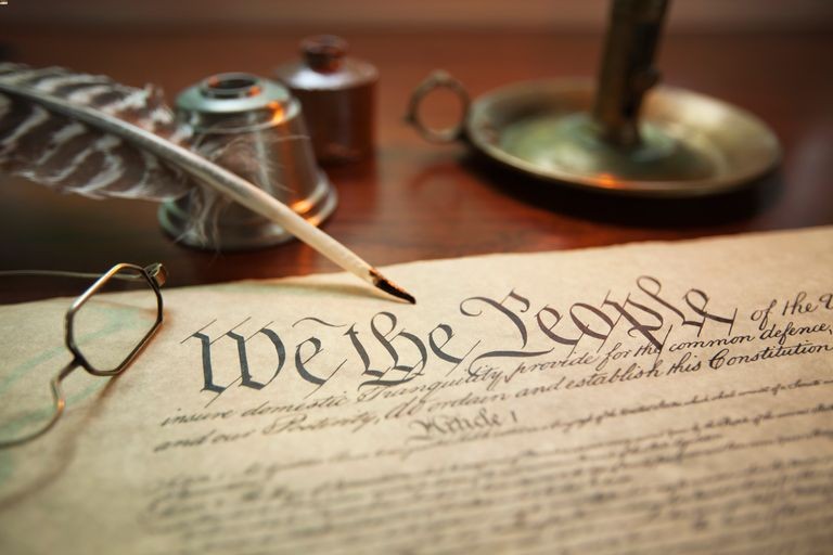  Qué es el derecho constitucional