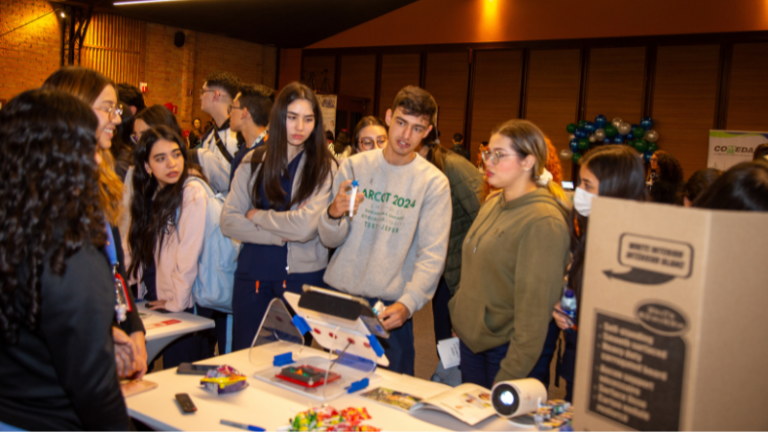 festival_ctei_universidad_elbosque_ciencia_innovacion_2025