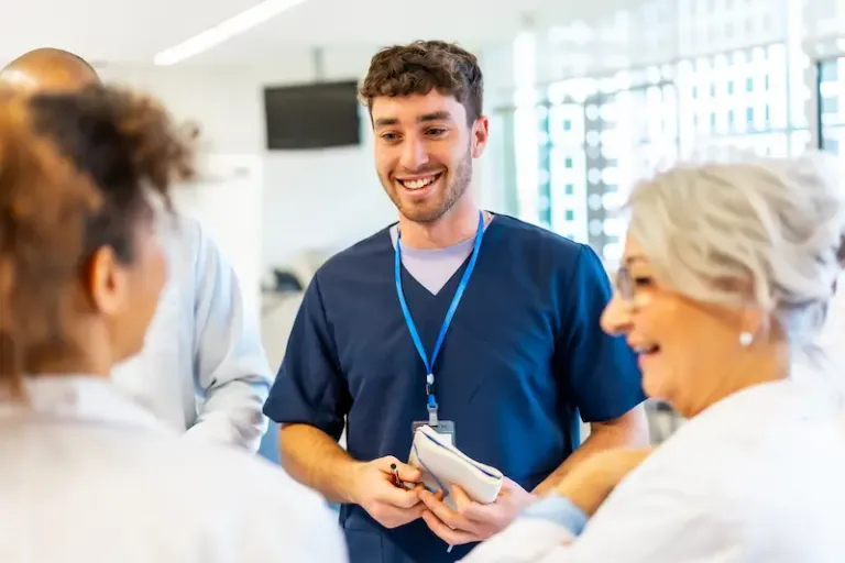 ¿Qué es ser un residente en medicina? 
