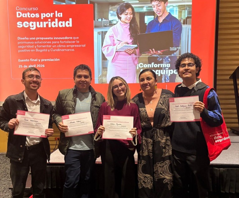 Equipo Random Forest del programa de Estadística de la Universidad El Bosque, ganadores del segundo puesto en el concurso Datos por la Seguridad 2026 de la Cámara de Comercio de Bogotá