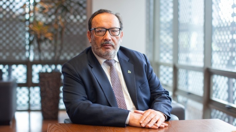 rector-miguel-ruiz-rubiano-universidad-elbosque-2025