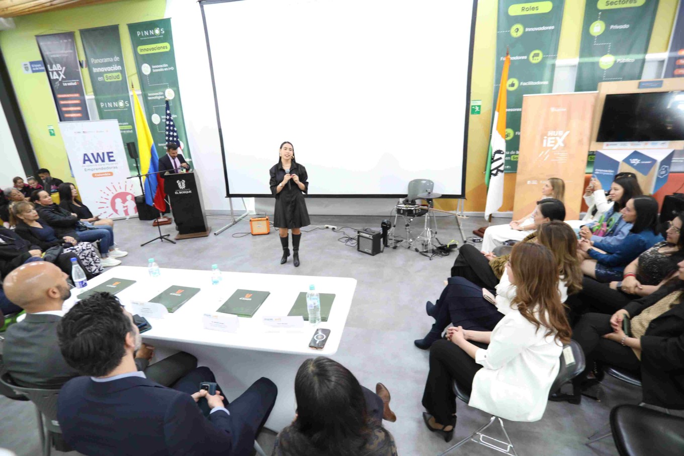 programa-awe-universidad-elbosque-emprendedoras-cohorte-7-2