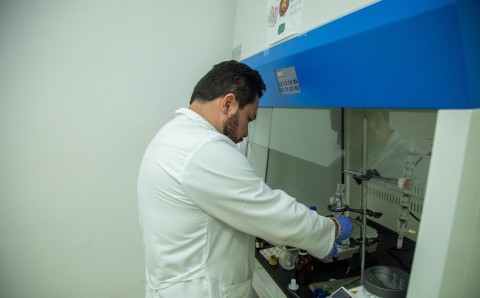 docente-quimica-farmaceutica-universidad-elbosque-james-guevara