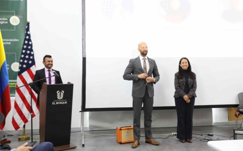 programa-awe-universidad-elbosque-emprendedoras-cohorte-7-1