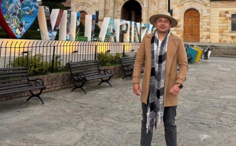 Edison Gabriel Fernández, de Villapinzón, magíster graduado de la Alianza por el Futuro de Cundinamarca en la Universidad El Bosque.